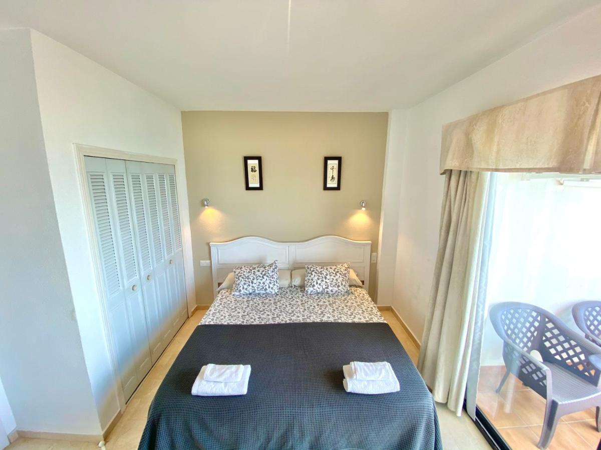 Apartamentos Turisticos Castillo Del Vigia Torremolinos Extérieur photo